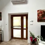 Apartament Romantic House With Jakuzzi Veszprémfajsz
