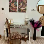 Romantic House With Jakuzzi * Veszpremfajsz