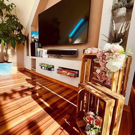 Romantic House With Jakuzzi Apartamento Veszprémfajsz