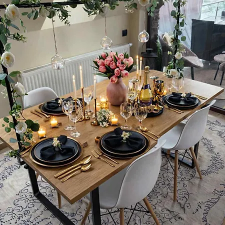 Romantic House With Jakuzzi Apartamento