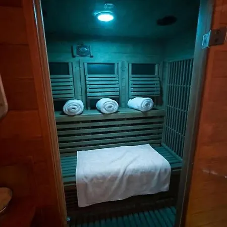 Apartamento Romantic House With Jakuzzi *