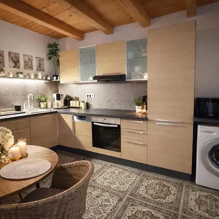 Appartement Romantic House With Jakuzzi Veszprémfajsz
