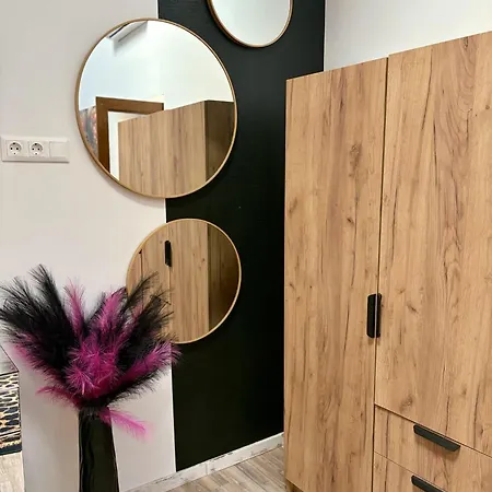 Appartement Romantic House With Jakuzzi