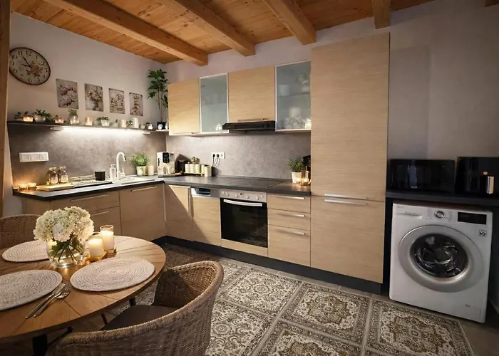 公寓 Romantic House With Jakuzzi *