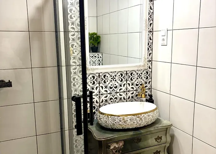 Romantic House With Jakuzzi 公寓